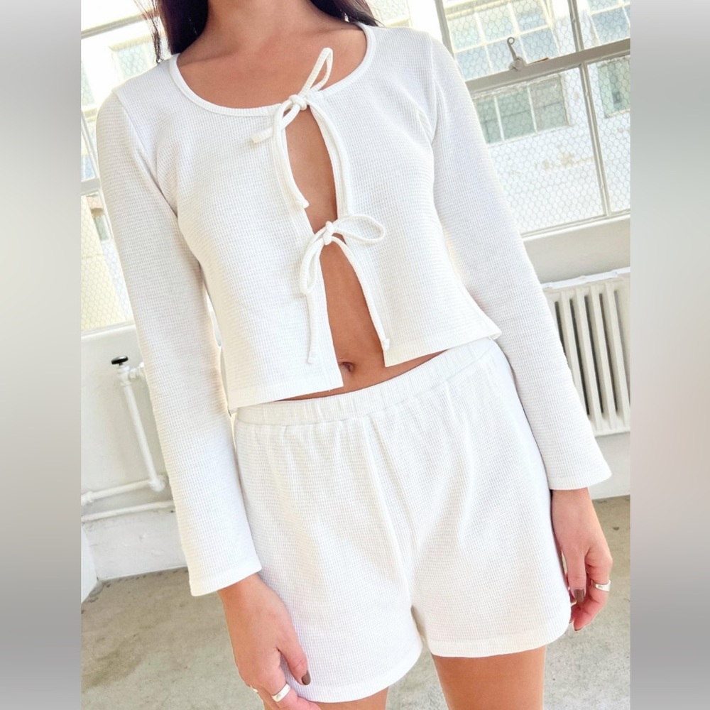 NWT Lisa Says Gah - Mia lounge set - white